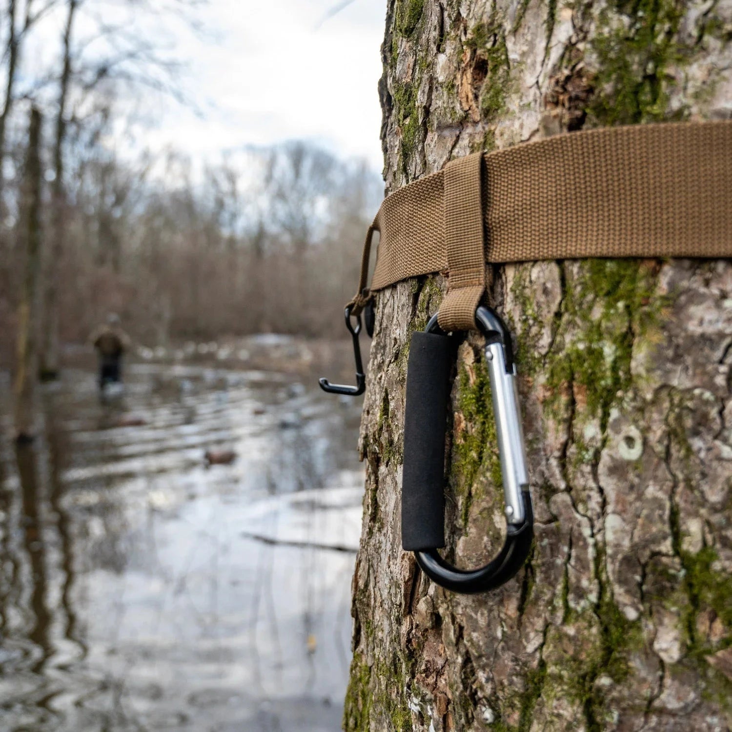 Duck Hunting Tree Strap Tech