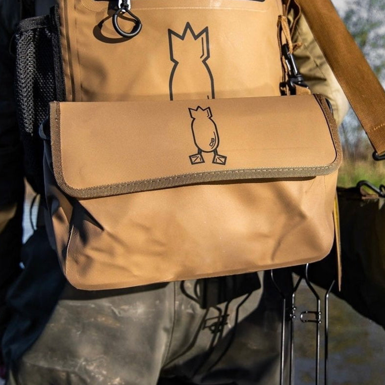 Zippered Pouch Otter Brown