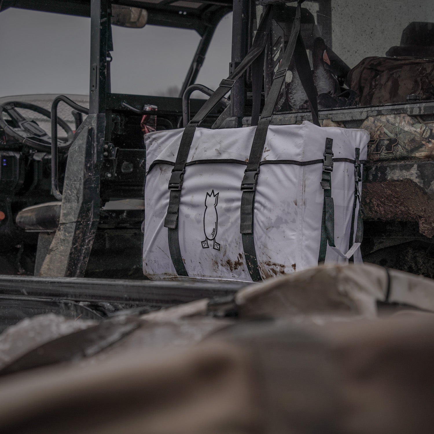 Silhouette Decoy Snow Bag