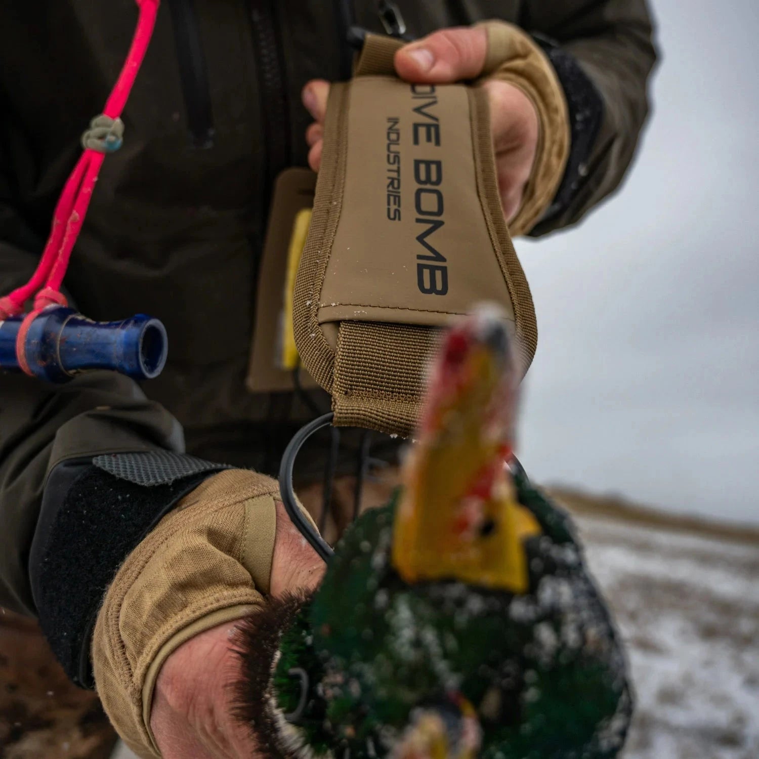 Duck Strap Game Carrier Otter Brown