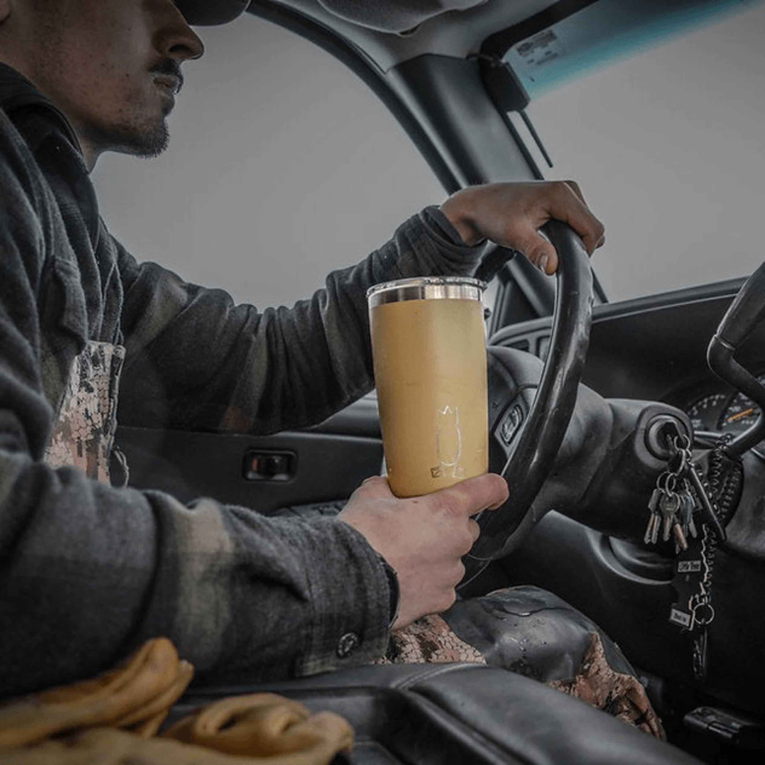 20 oz Tumbler Field Tan